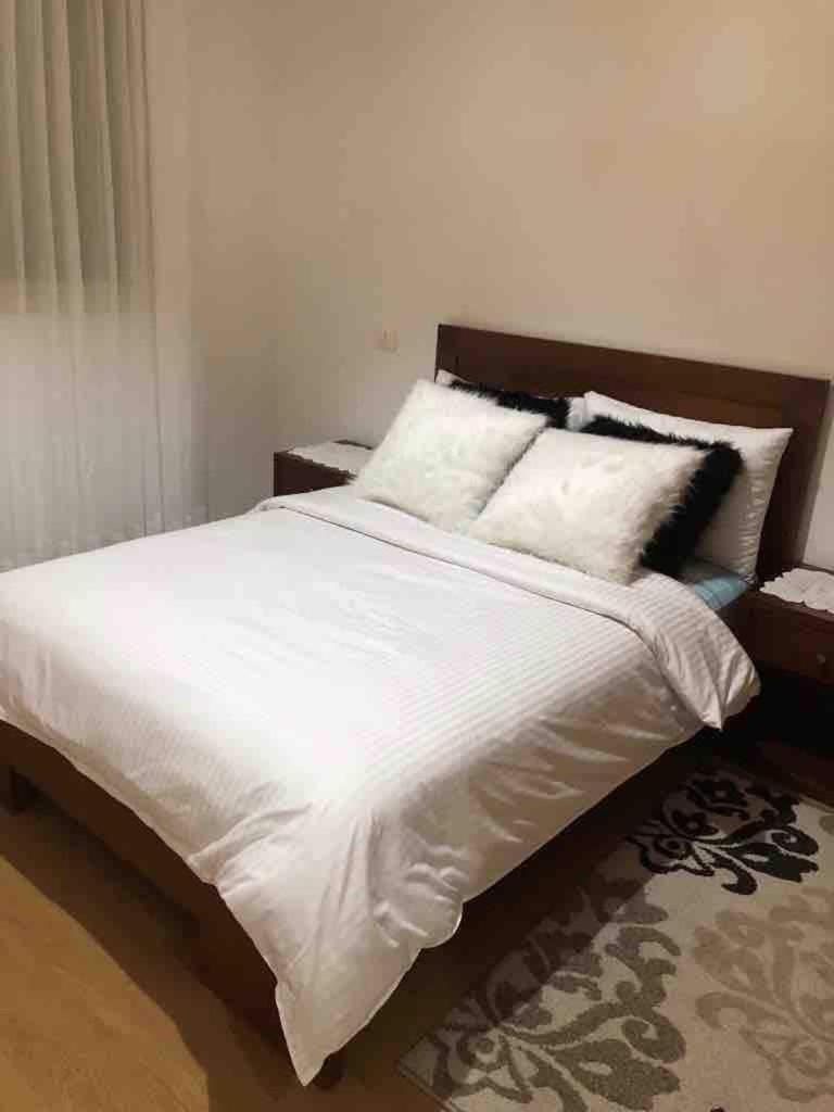 Modern In Oasis Square, Apartment *